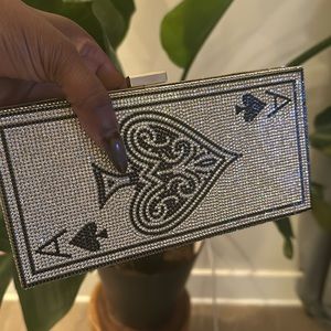 Is BLING your thing? Beautiful evening clutch